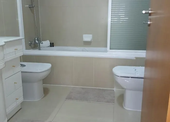 Ellierose Ponta Delgada